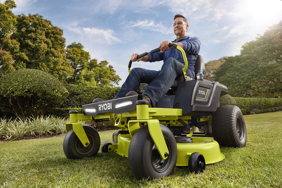 42" 100 AH Zero Turn Electric Riding Lawn Mower Image 11