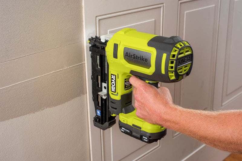 18V ONE+ AIRSTRIKE 16GA FINISH NAILER KIT Image 6