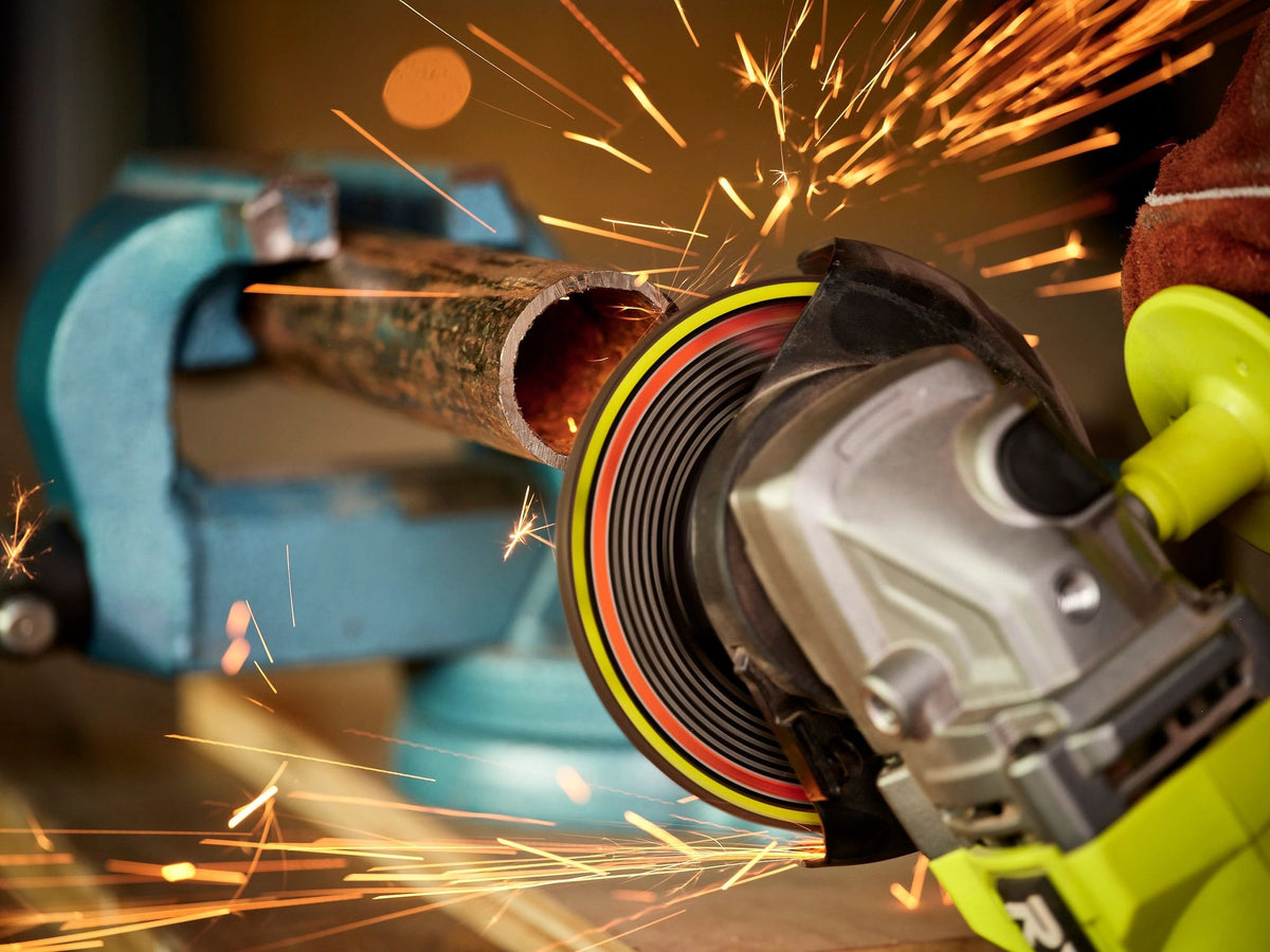 Angle Grinder Cutting and Grinding Guard Kit Image 5
