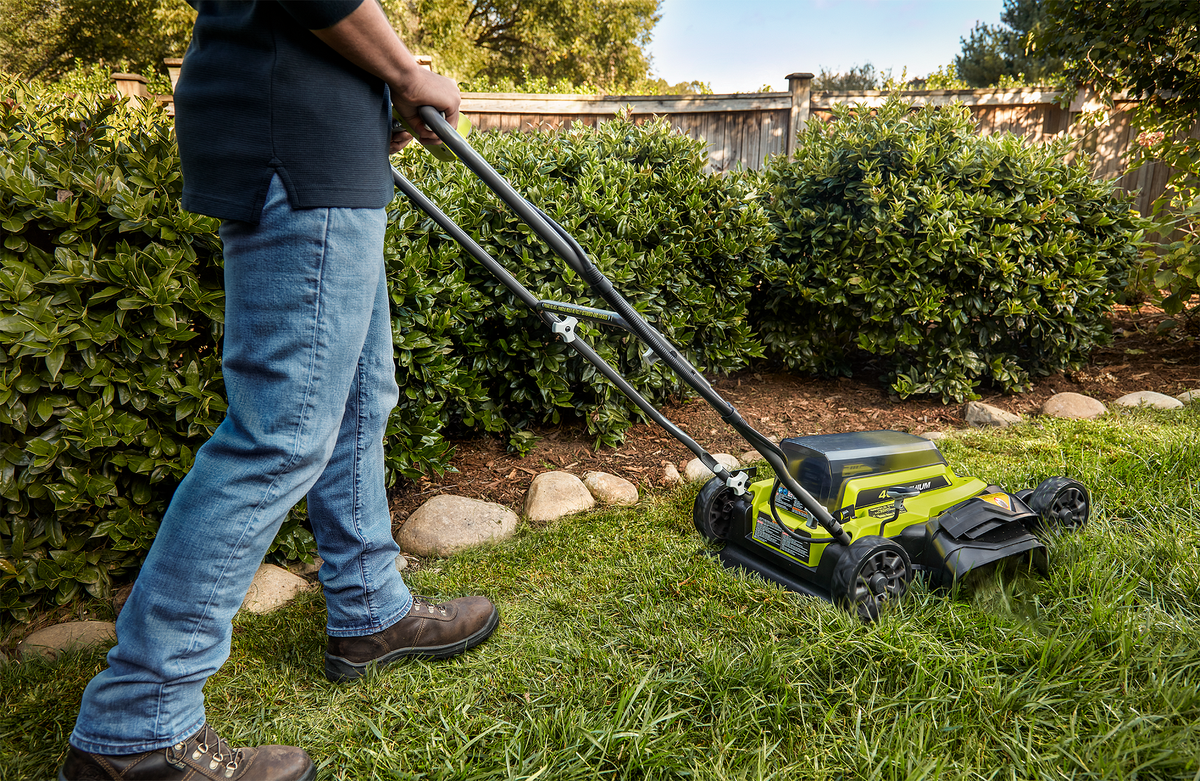 40V 2-IN-1 18" PUSH LAWN MOWER KIT Image 4